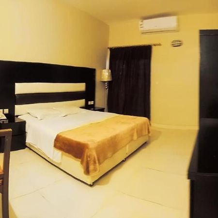 Aliqbal Hotel Ель-Хубар Екстер'єр фото